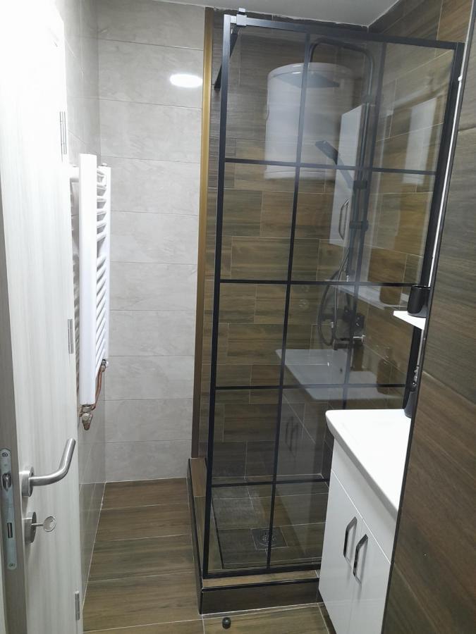 Holiday Apartament Three Ni Exterior foto