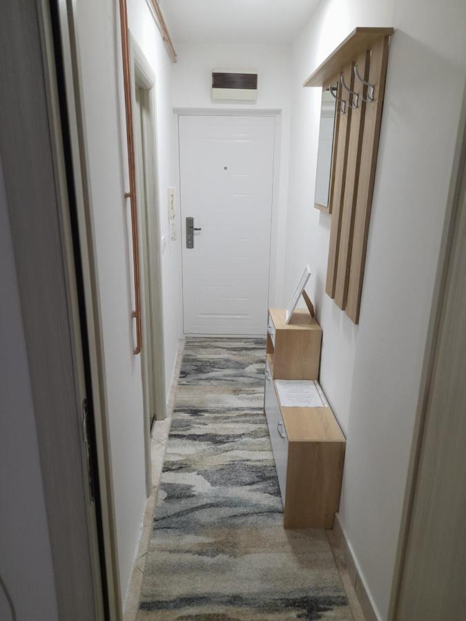 Holiday Apartament Three Ni Exterior foto